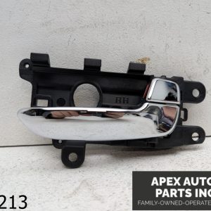 OEM 2017 Kia Forte 2.0L SEDAN Front right SIDE INTERIOR DOOR PANEL HANDLE