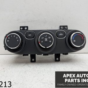 OEM 2017 Kia Forte 2.0L Climate Temperature AC Heat Control Switch Unit