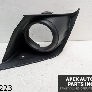OEM 2004 Toyota 4Runner 4.7L   FOG LIGHT TRIM BEZEL COVER
