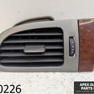 OEM 2009 Chevrolet Silverado Driver/Left Side Dash A/C Air Vent Silver/Woodgrain