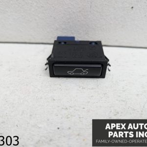 OEM 2008 Land Range Rover 4.4L Trunk Unlocking Switch