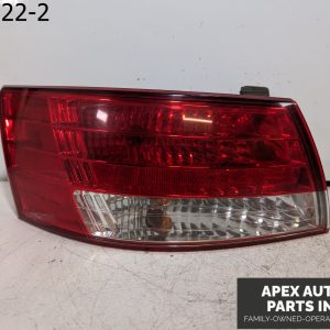 OEM 2007 Hyundai Sonata 3.3L Driver Left Tail Light Quarter Mounted