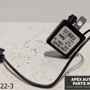 OEM 2010-2012 Land Range Rover 4.2L Radio Antenna Filter Module Set