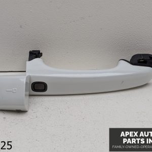 OEM 2006-2010 Volvo C70 2.5L Outside Door Handle