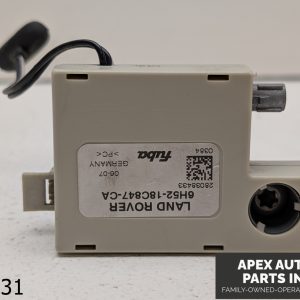OEM 2008-2012 Land Rover LR2 3.2L Antenna Signal Amplifier Radio Receiver