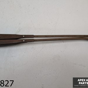 OEM 1985 Jaguar XJS 4.2L Wiper Arm Cleaner Windshield Windscreen Left Right