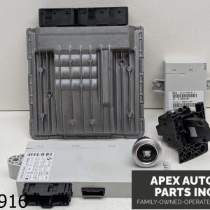 OEM 2006 BMW 325xi E91 3.0L  Engine Control Module Ignition Switch Key Kit Set