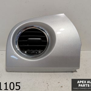 OEM 2012 Fiat 500 POP 1.4L Driver Side Left Dash Air Vent With Bezel