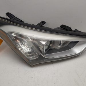 OEM 2013 Hyundai Santa Fe 2.4L Halogen W/ LED Headlight RIGHT PASSENGER