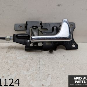 OEM 2001 Land Rover Discovery 4.0L LEFT DRIVER INTERIOR REAR DOOR HANDLE