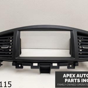 OEM 2016 Nissan Quest 3.5L Center Dash Air vents Radio Trim Black