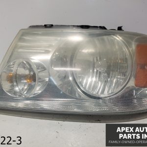 OEM 2004-2005 Ford F-150 King Ranch 5.4L LEFT DRIVER SIDE HEADLIGHT HALOGEN