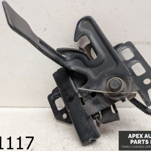 OEM 2007 GMC Yukon 6.2L Hood Latch with Sensor