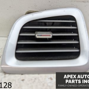 OEM 2013 GMC Terrain 2.4L FRONT RIGHT PASSENGER OUTER DASH AC HEAT AIR VENT