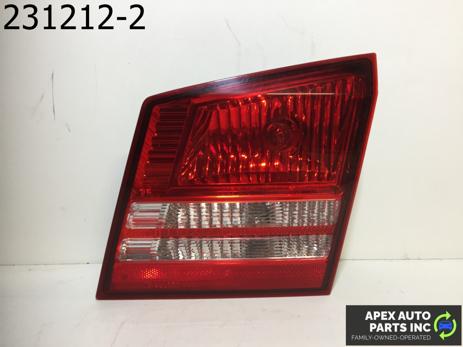 OEM Dodge Journey 2009 Halogen Inner Tail Light Right Passenger