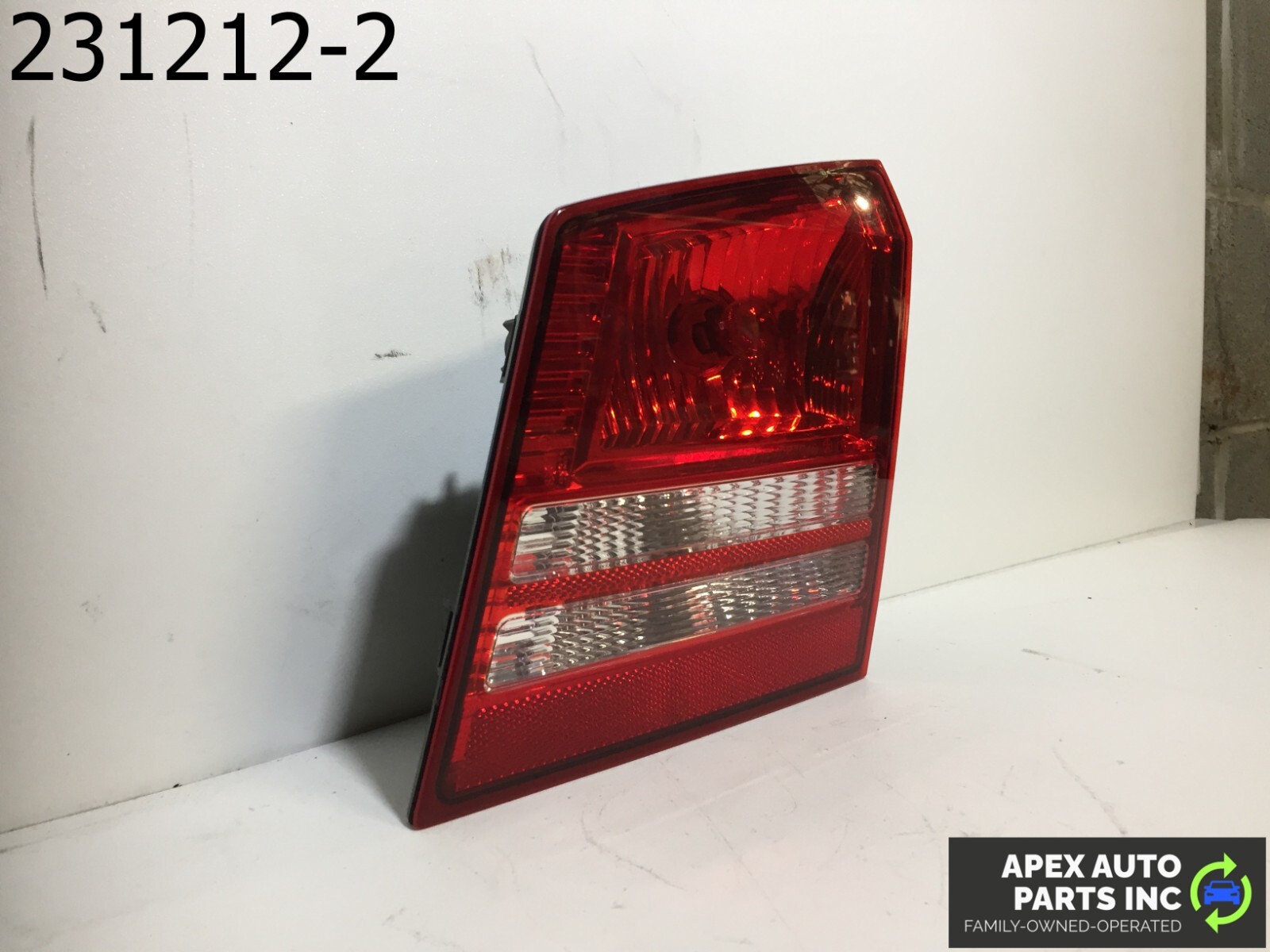 OEM Dodge Journey 2009 Halogen Inner Tail Light Right Passenger - Image 2