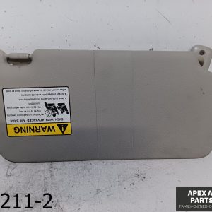 OEM 2012-2015 Mazda 5 Mazda5 2.5L  Driver Left Sun Visor Illumination