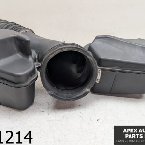 OEM 2017 Ford Explorer 3.5L AIR CLEANER  RESONATOR INTAKE DUCT