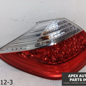 OEM 2009-2011 Hyundai Genesis Sedan Tail Light Assembly Left LH Quarter Mounted