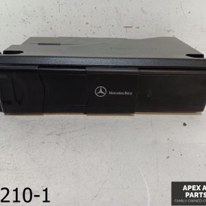 OEM 2005-2007 Mercedes C230 1.8L CD Changer 6 Disk Player 2208274642