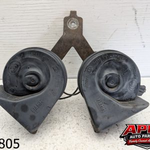 OEM 2009 Ford E-450 6.0L Horn Pair Dual Note Horns