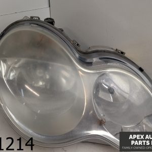 OEM 2007 Mercedes C280 3.0L FRONT RIGHT PASSENGER HEADLIGHT HALOGEN