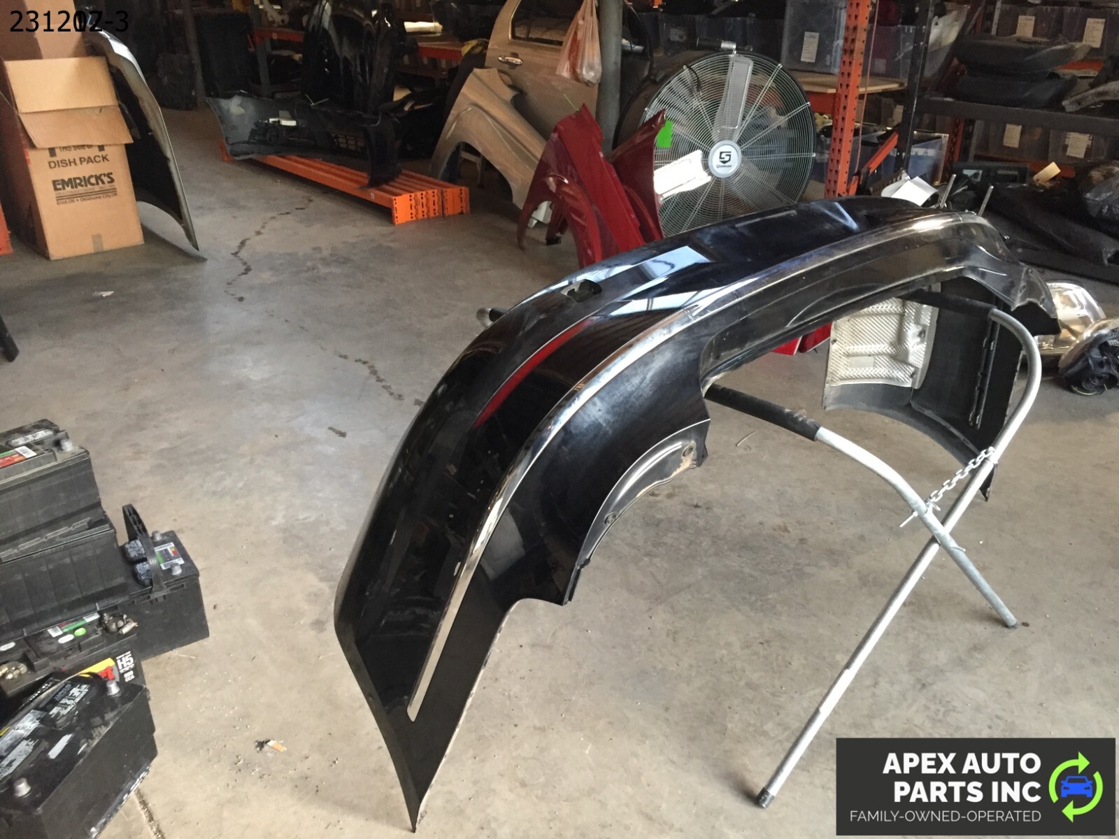 *NO SHIPPING* OEM Volkswagen CC 2012 REAR BUMPER COVER W/O PDC HOLE - Image 2