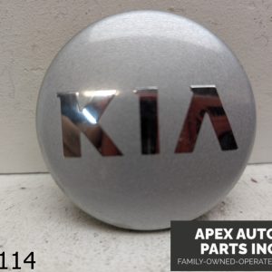 OEM 2015 Kia Sorento 3.3L  Silver Wheel Center Cap Hub
