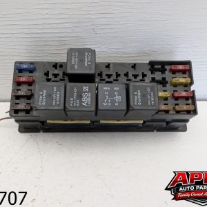 OEM 1995 Chevrolet Camaro 3.4L Fuse Box Engine