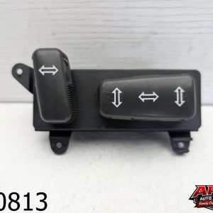OEM 2000 Cadillac Eldorado 4.6L Passenger 8-Way Power Seat Switch Assembly