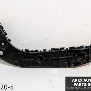OEM 2014-2024 Toyota 4Runner 4.0L 52116-35153 Driver Front Bumper Retainer