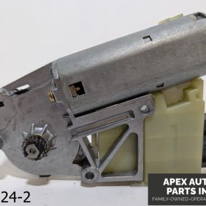 OEM 2002-2005 BMW 745i 4.4L  Sun Roof Window Motor