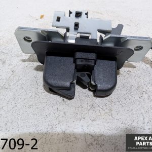 OEM 2003-2006 Mercedes E500 5.0LREAR RIGHT FOLDING SEAT LATCH LOCK