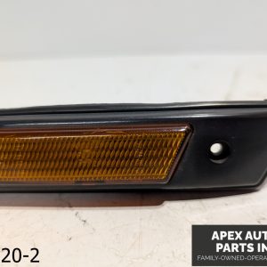 OEM 1993-1994 BMW 325IC 2.5L Amber Turn Signal Side Marker Right Fender Light