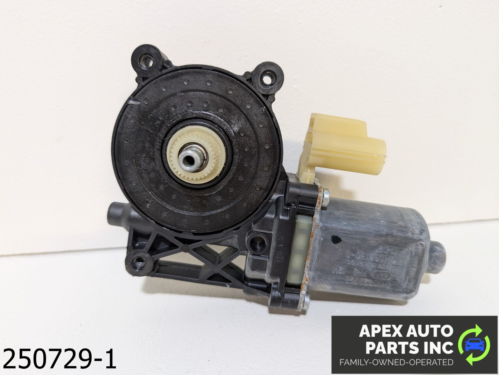 OEM 2017-2019 Ford Escape 1.5L Passenger Right Side Door Window Motor - Image 4