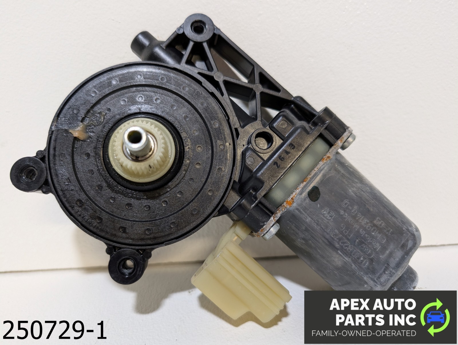 OEM 2017-2019 Ford Escape 1.5L Driver Side Door Window Motor - Image 4