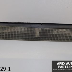 OEM 1991-1996 Buick Avenue 3.8L RH Park Lamp-Turn Signal below Headlamps