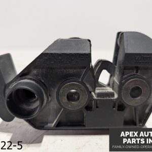 OEM 2010-2012 Land Range Rover 4.2L Lower Tailgate Liftgate Lock Latch