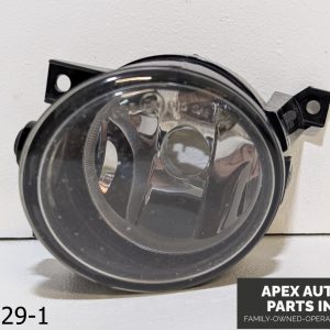 OEM 2009-2011 Volkswagen Tiguan 2.0L Driver Corner Park Light Fog-driving Bumper