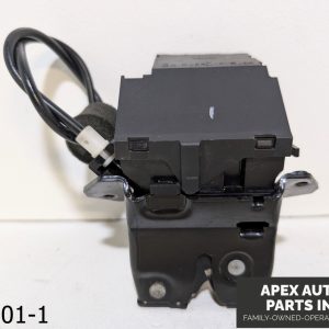 OEM 2003-2006 Mercedes E500 5.0L REAR TRUCK LOCK LATCH ACTUATOR