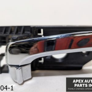 OEM 2007-2010 Hyundai Entourage 3.8L Interior Door Handle