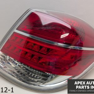 OEM 2007-2009 Saturn Aura Hybrid 2.4L RH Passenger Side Tail Light Assembly