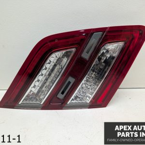 OEM 2013-2019 Ford Taurus 3.5L Driver Left Side Tail Light Taillight