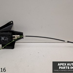OEM 1997-2001 BMW 525i 2.5L Fuel Gas Door Lock Latch Actuator with bracket