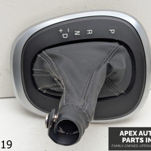 OEM 2014-2017 Fiat 500L 1.4L Shifter Bezel Trim with Leather Boot