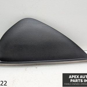 OEM 2018-2021 Chevrolet Equinox 1.5L Black End Cap Cover