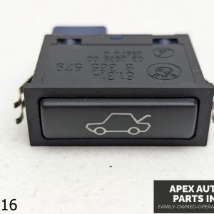 OEM 1997-2001 BMW 525i 2.5L Trunk Switch