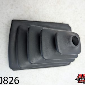 OEM 1995 Jeep Cherokee 2.5L Standard Shift Shifter Lever Boot