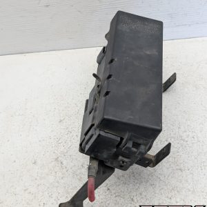 OEM 1995 Jeep Cherokee 2.5L Fuse Box With Bracket