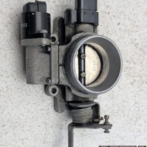 OEM 1995 Jeep Cherokee 2.5L Throttle Body